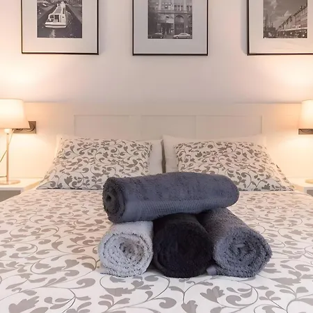 Quiet In The Historical Apartment